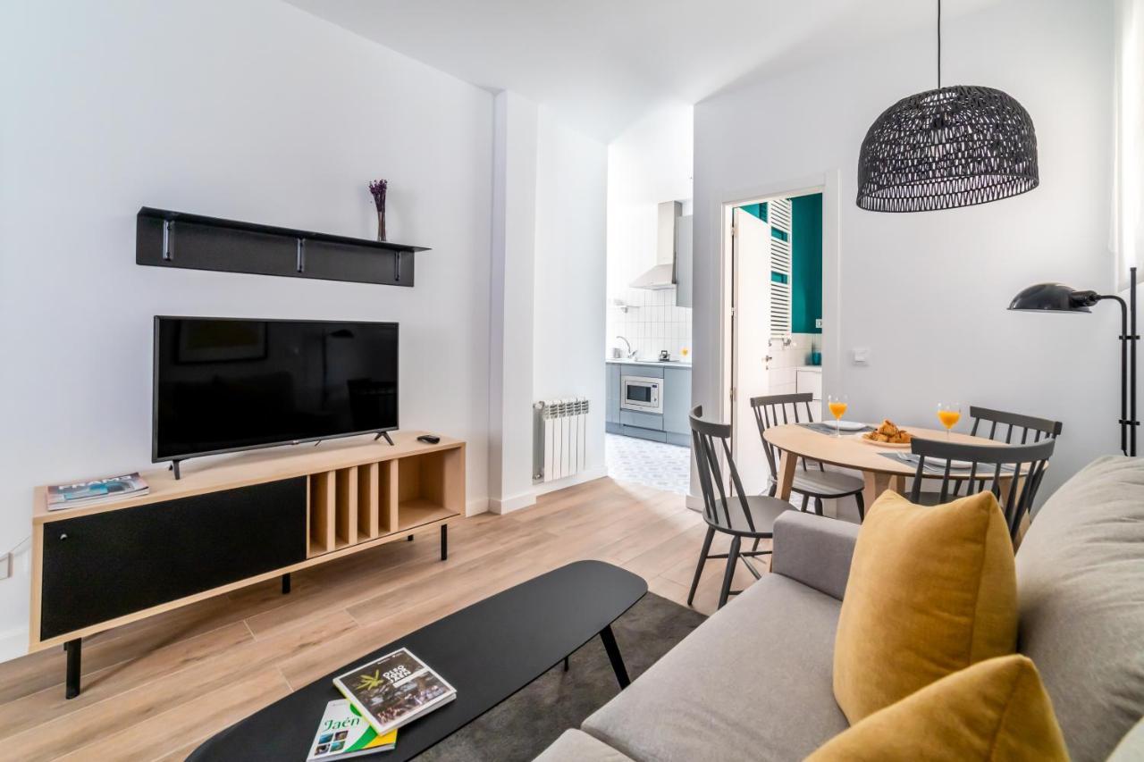 Smartr Atocha Reina Sofia Aparthotel Madrid Eksteriør bilde
