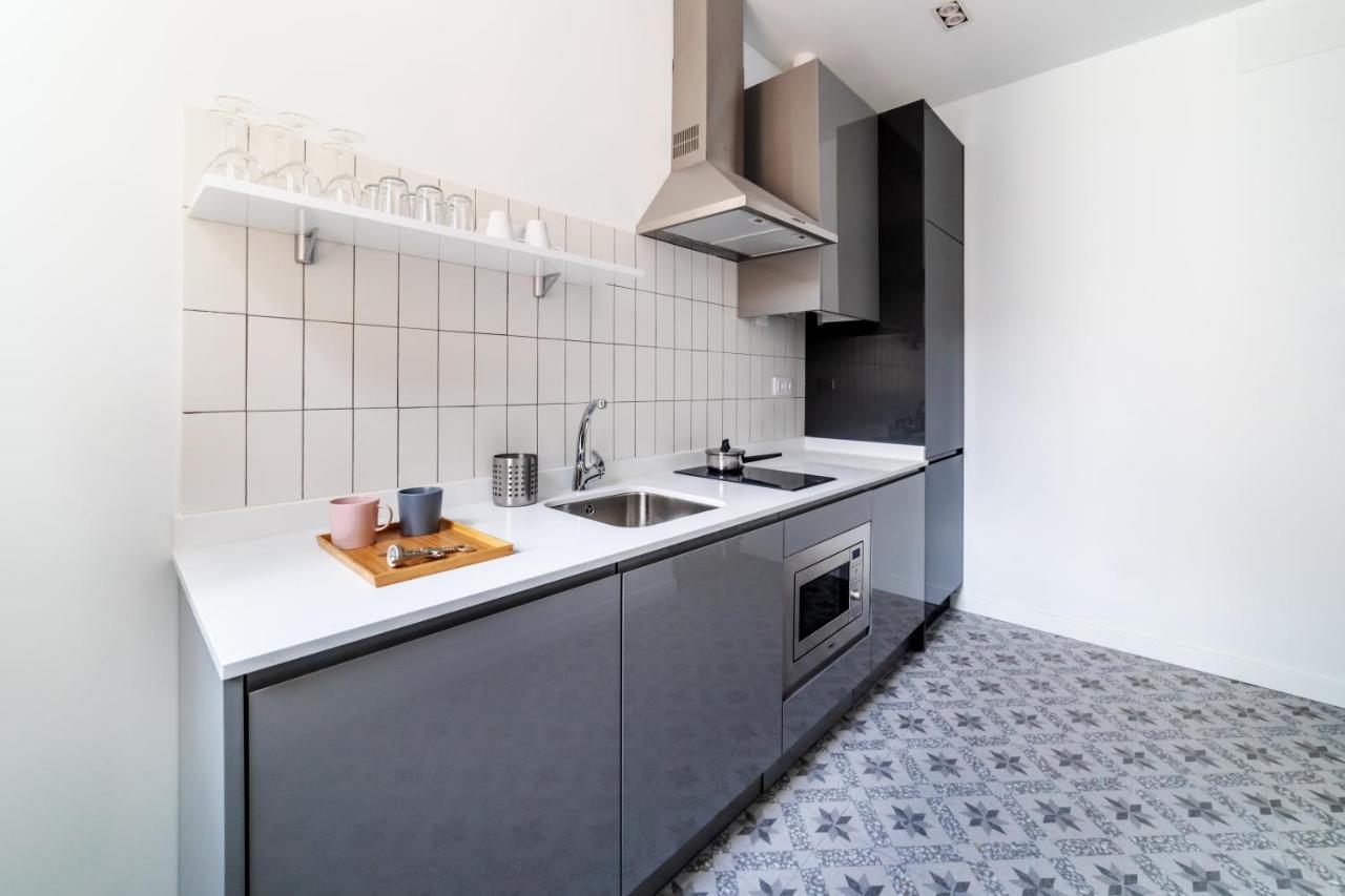 Smartr Atocha Reina Sofia Aparthotel Madrid Eksteriør bilde
